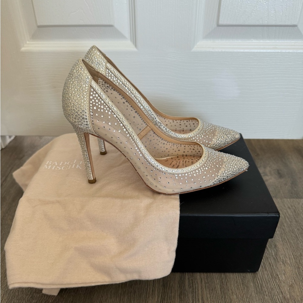 Badgley Mischka Wesley Pump, Ivory